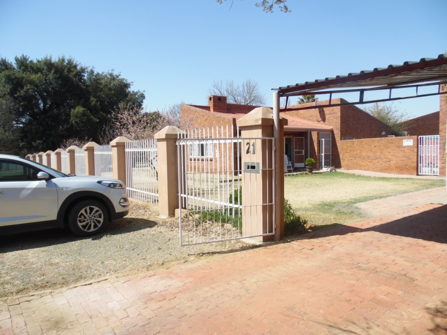 3 Bedroom Property for Sale in Merriespruit Free State